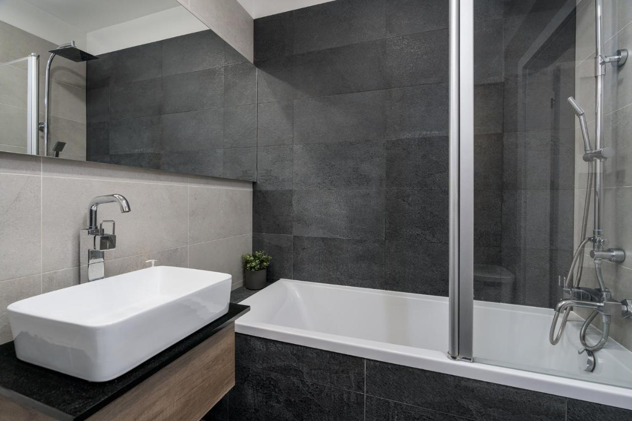Sleepway Apartments- Garbary 100-46 พอซนาน ภายนอก รูปภาพ